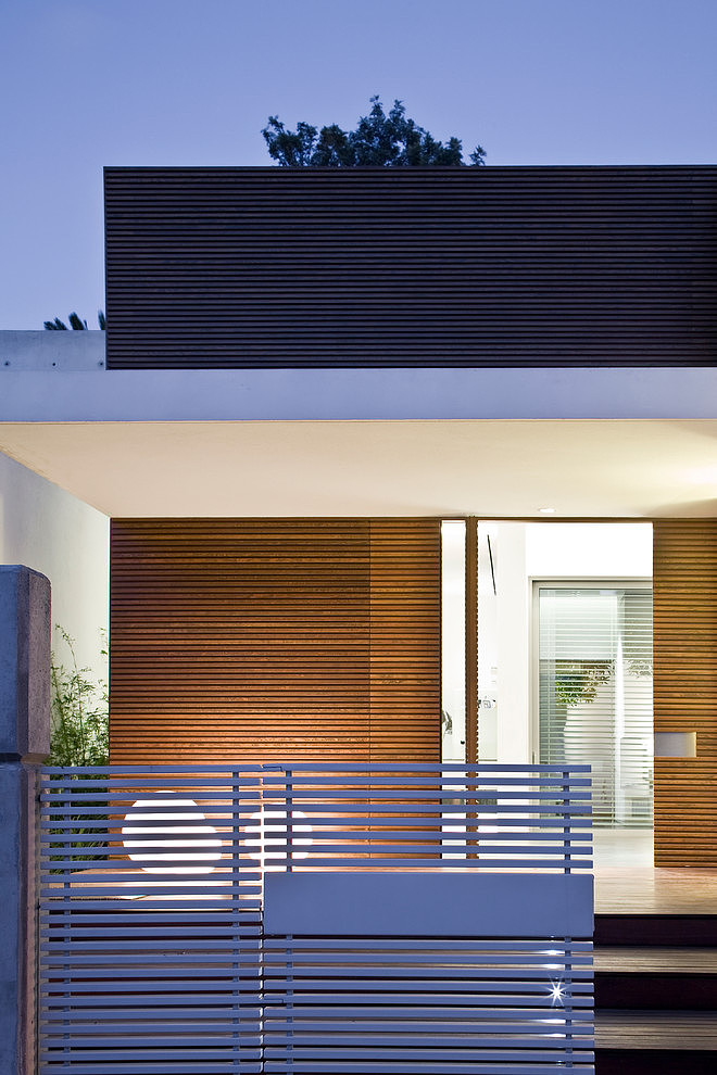 E House by Axelrod + Stept Architects