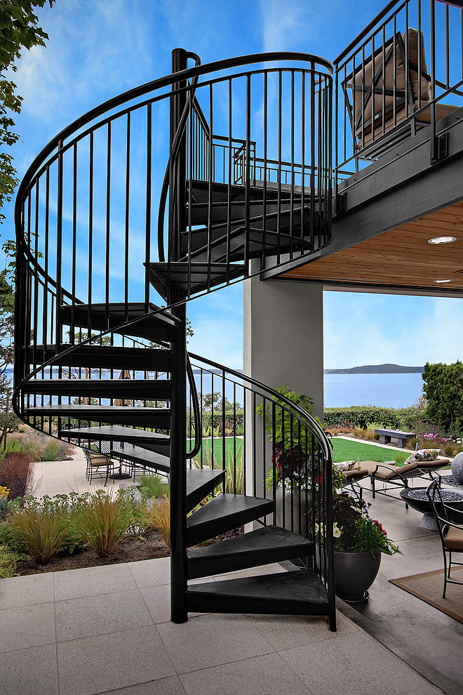 Magnolia Residence by Logan's Hammer Building & Renovation