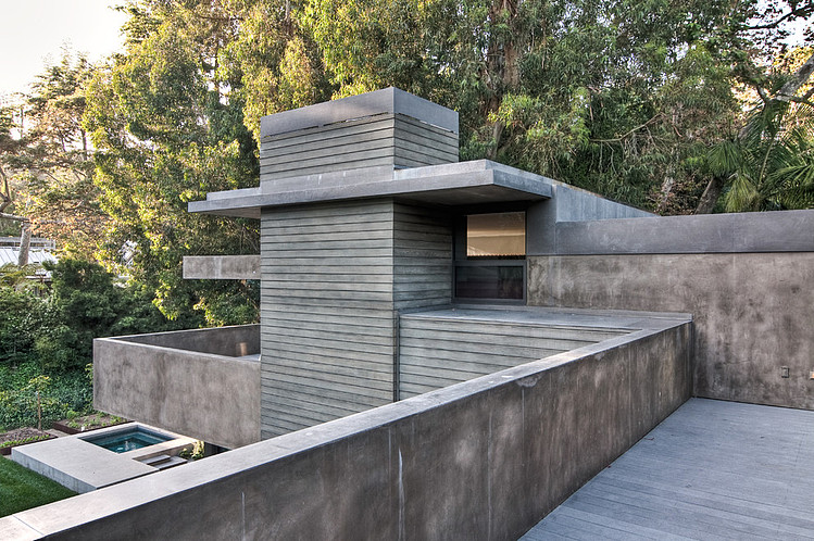 Santa Monica Residence by Chu+Gooding Architects