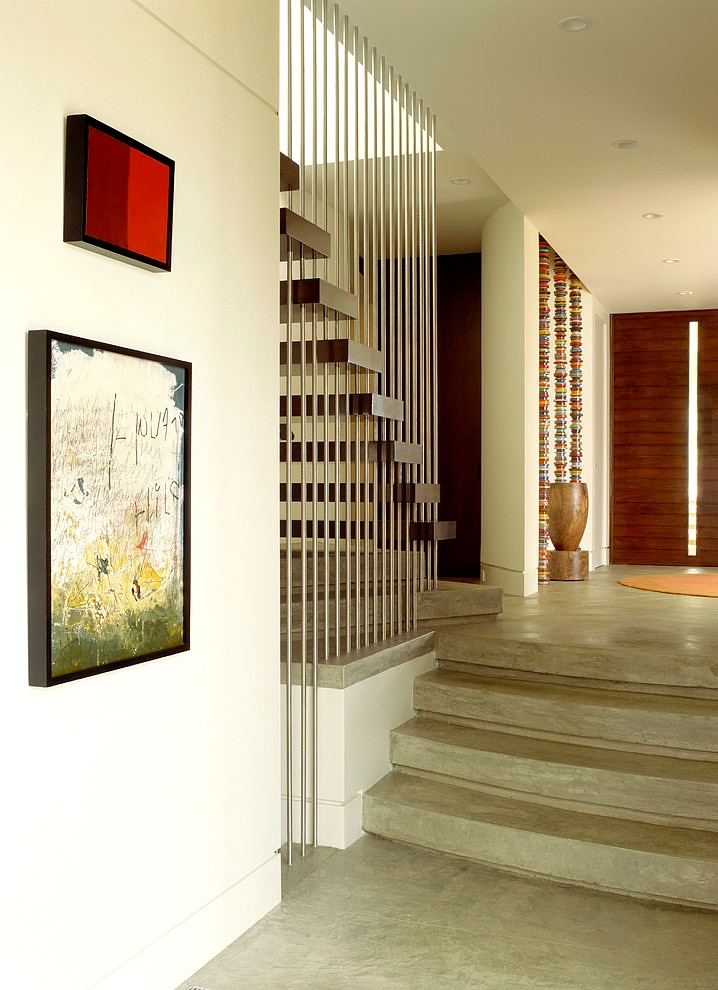 Laguna Beach Home Interior by Tommy Chambers Interiors