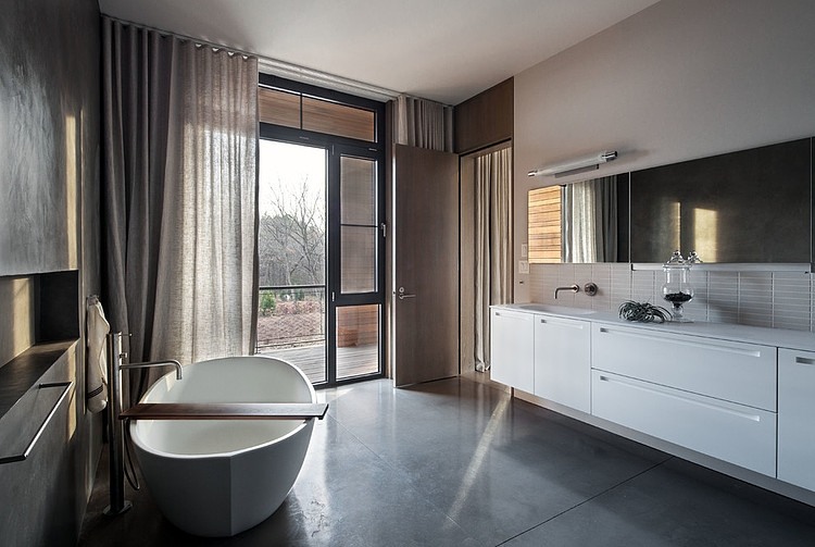 Riverhouse by BWArchitects