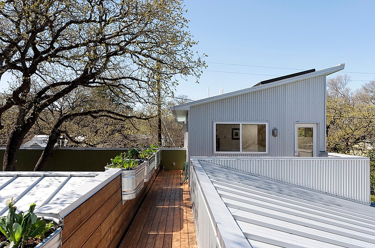 Under Tree House by Loop Design