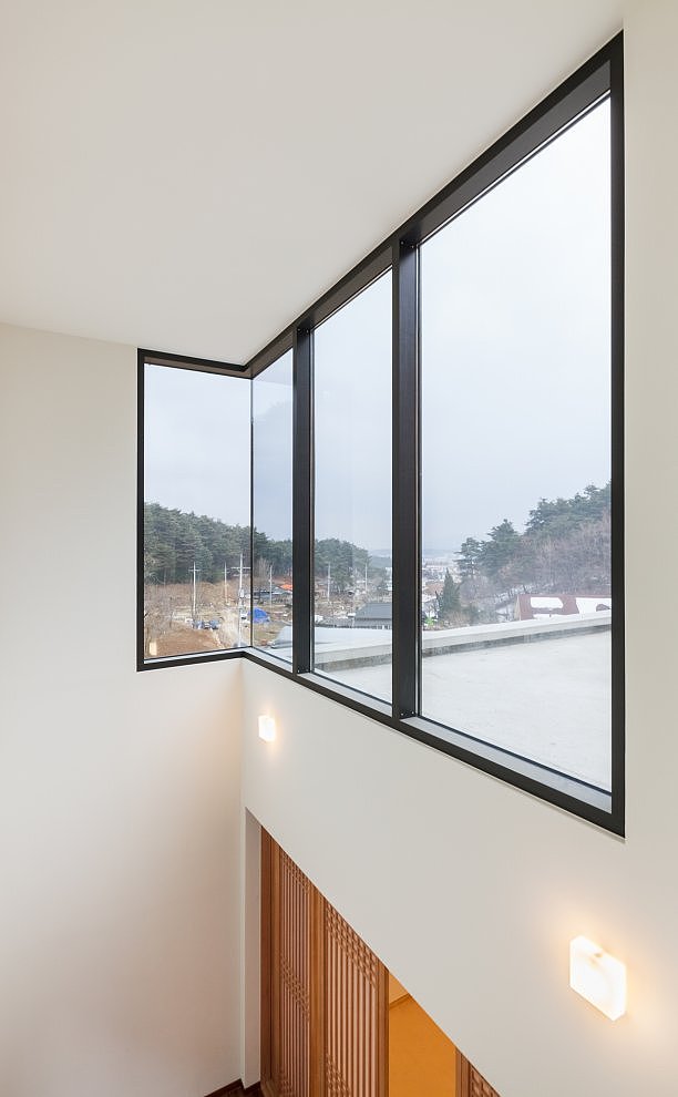 Living Knot House by Polymur