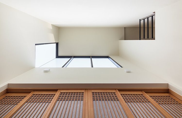 Living Knot House by Polymur