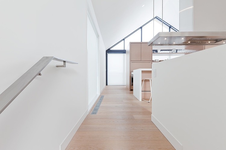 Maison Glissade by Atelier Kastelic Buffey