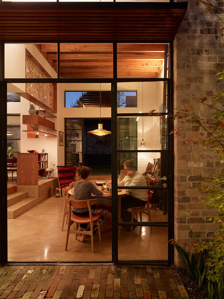 Smee Schoff House by Sam Crawford Crawford Architects