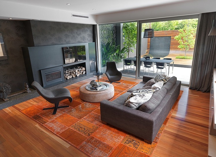 Brighton Home by Mr. Mitchell