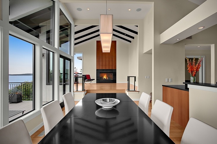 Magnolia Residence by Logan's Hammer Building & Renovation