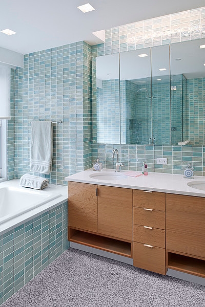NYC Apartment by Eisner Design