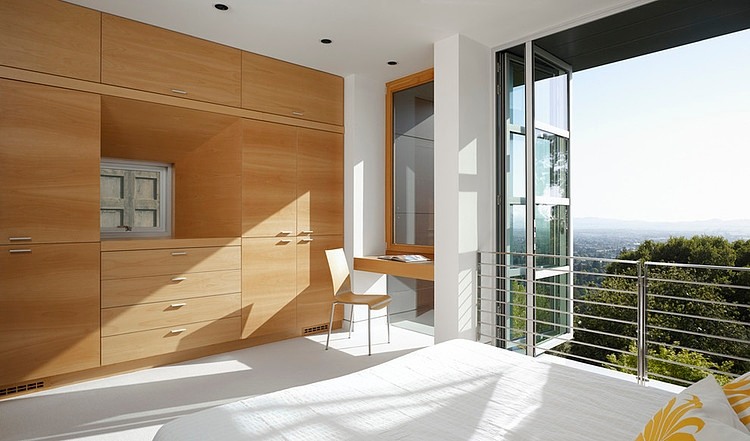 Stunning Berkeley Residence by Charles Debbas Architecture