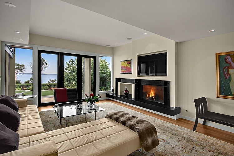 Magnolia Residence by Logan's Hammer Building & Renovation