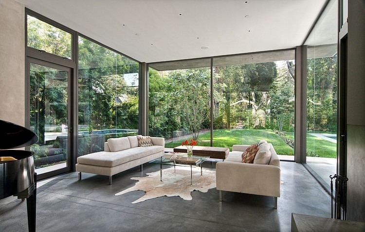 Santa Monica Residence by Chu+Gooding Architects