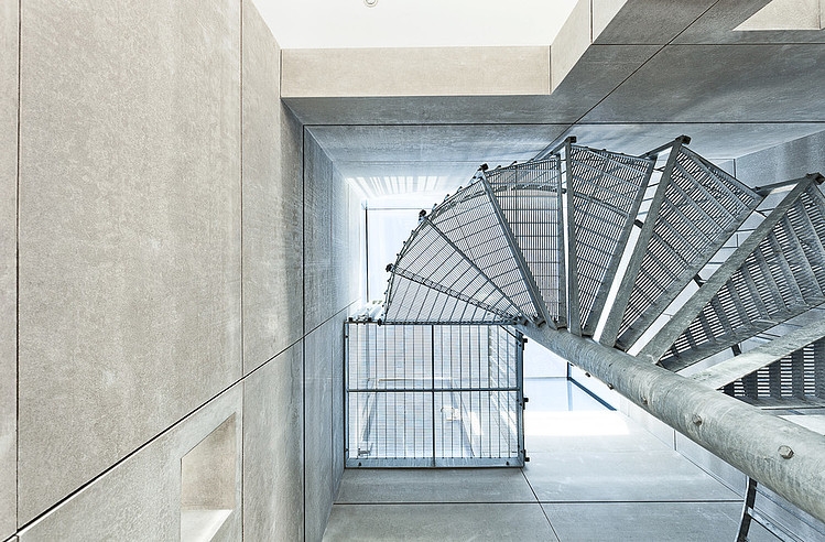 Lighthouse 65 by AR-Design