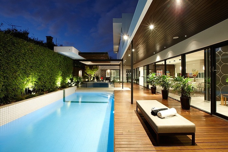 Balaclava Road House by C.O.S Design