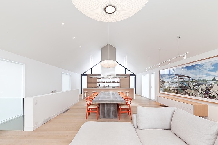 Maison Glissade by Atelier Kastelic Buffey