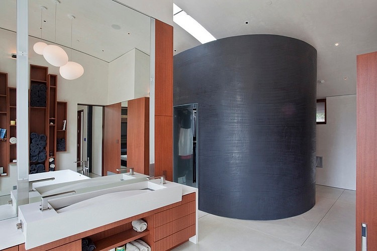 Saratoga Creek House by WA design