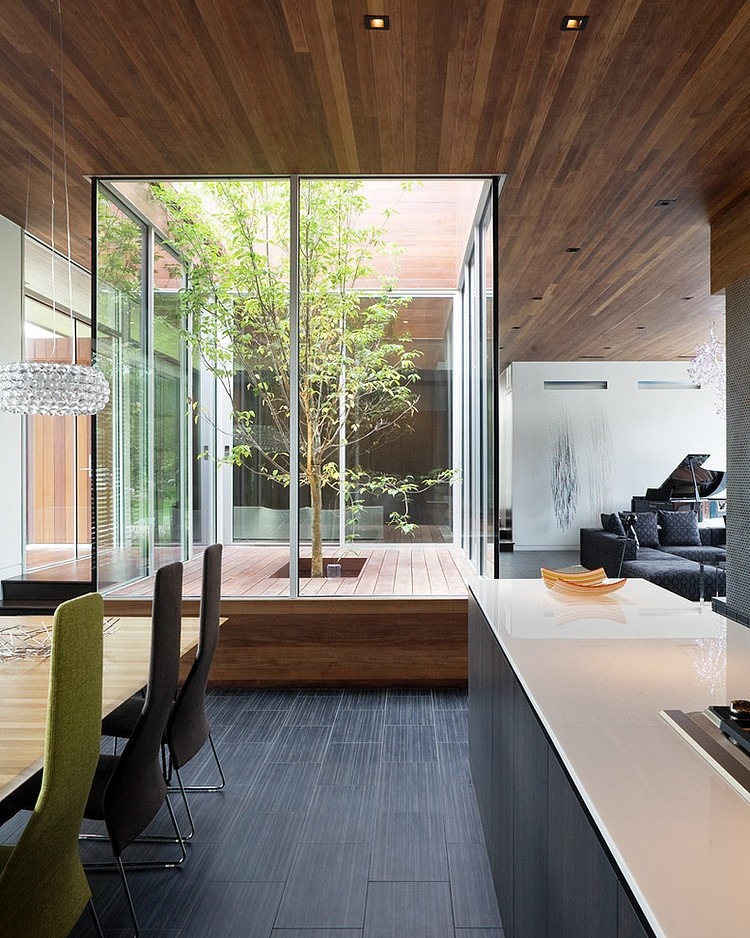 Curved House by Hufft Projects