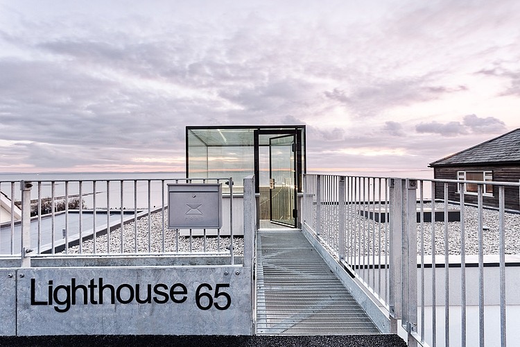 Lighthouse 65 by AR-Design