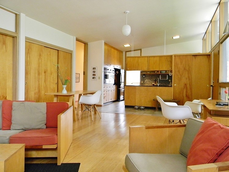 Rural Mid-Century Residence by James Cowan