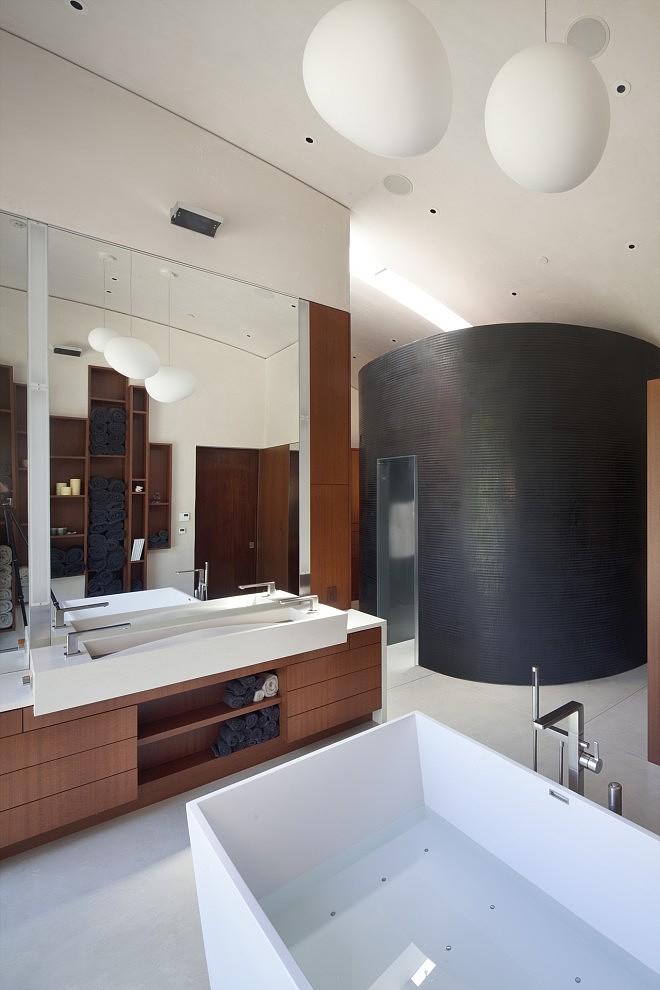Saratoga Creek House by WA design