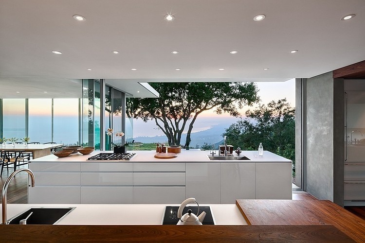 Carpinteria Foothills Residence by Neumann Mendro Andrulaitis