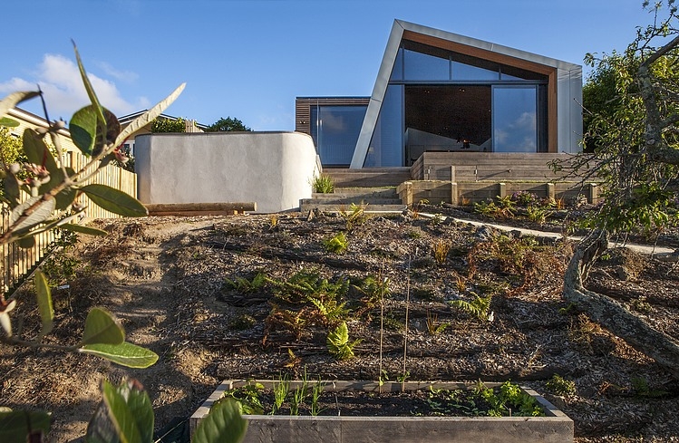 Winsomere Crescent by Dorrington Architects