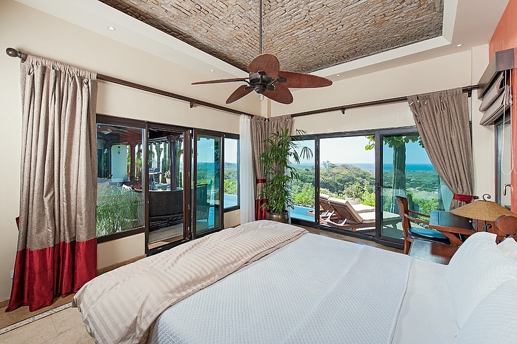 Casa Pipilacha by ABC Real Estate