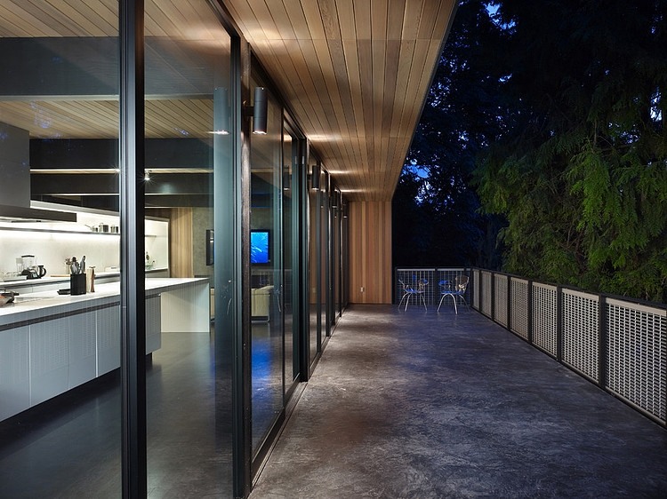 Wood Block Residence by Chadbourne + Doss Architects