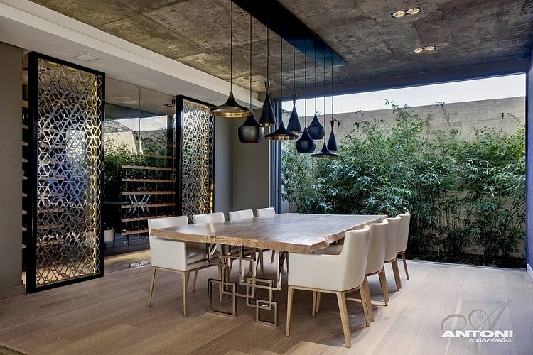 Pearl Valley 276 by Antoni Associates