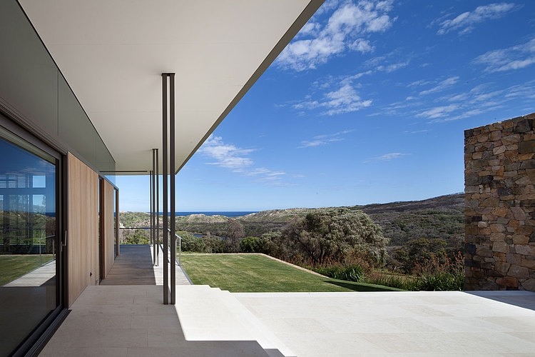 South-Western Australia Residence by Tierra Design