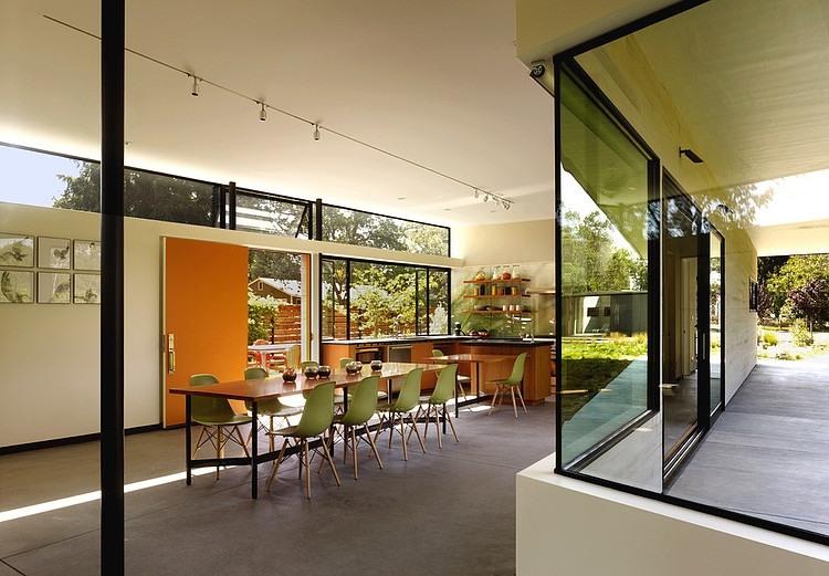 Hydeaway House by Schwartz and Architecture