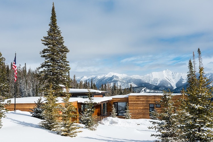 Mountain Modern Retreat by Pearson Design Group