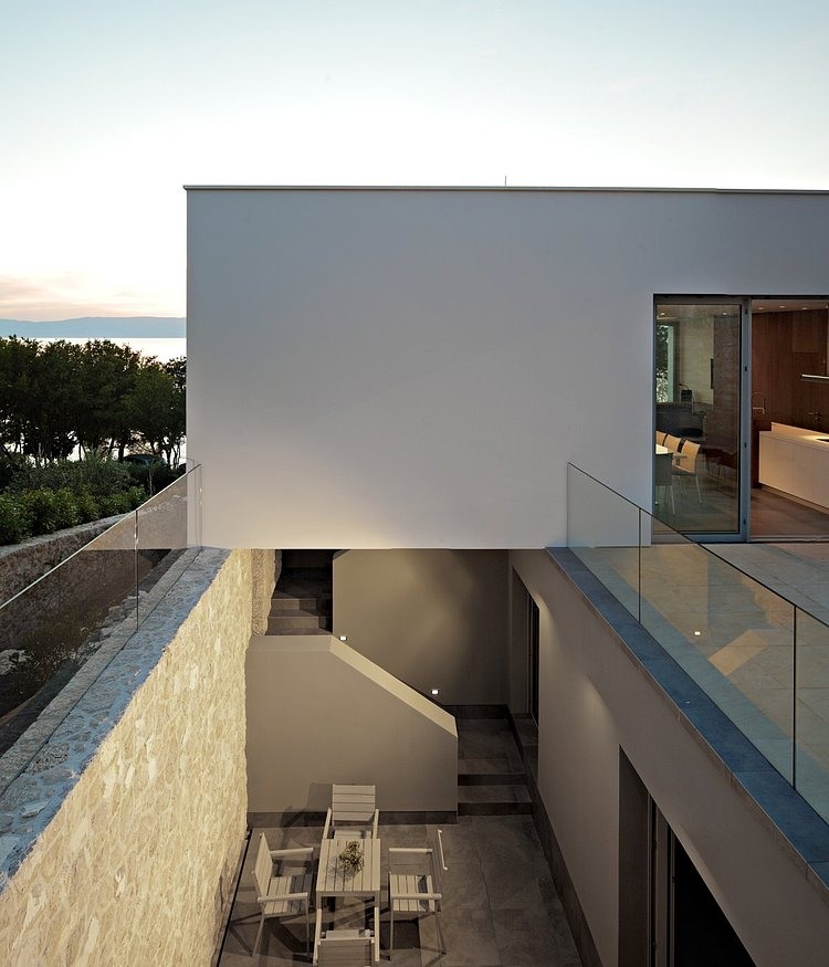 Krk Island Residence by DVA Arhitekta