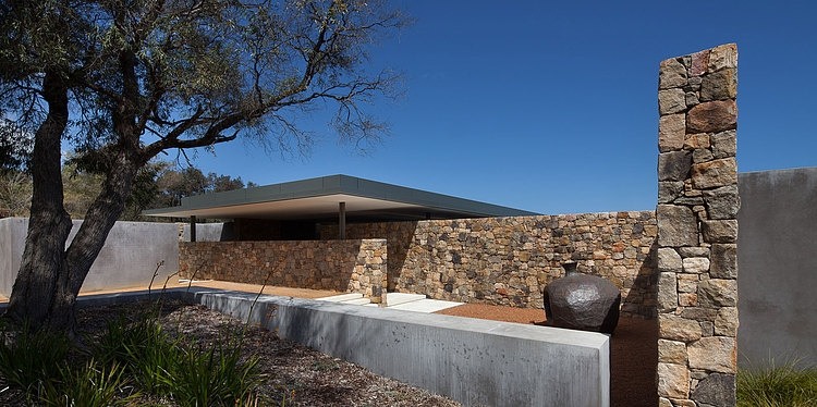 South-Western Australia Residence by Tierra Design