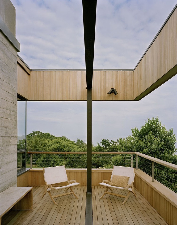 Bluff House by Robert Young Architects