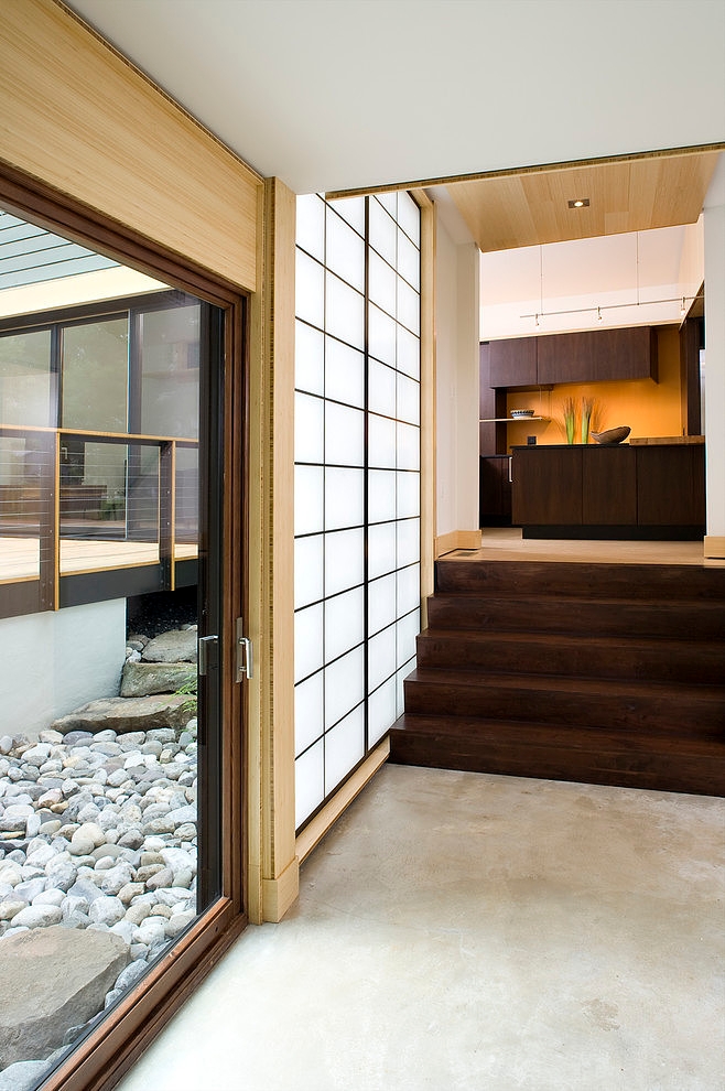 Modern Home by Gardner Mohr Architects