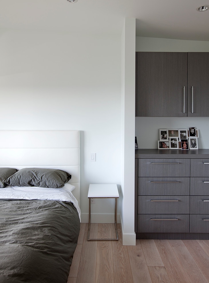 Burnaby Residence by Tanya Schoenroth Design