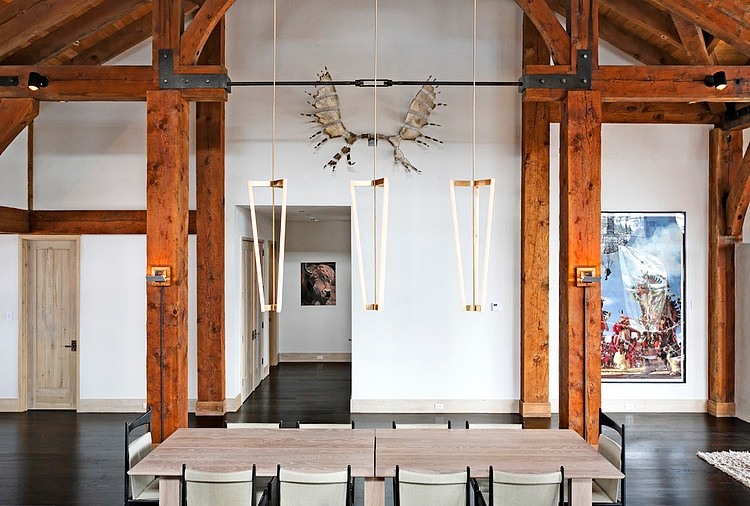 Montana Residence by D'apostrophe Design