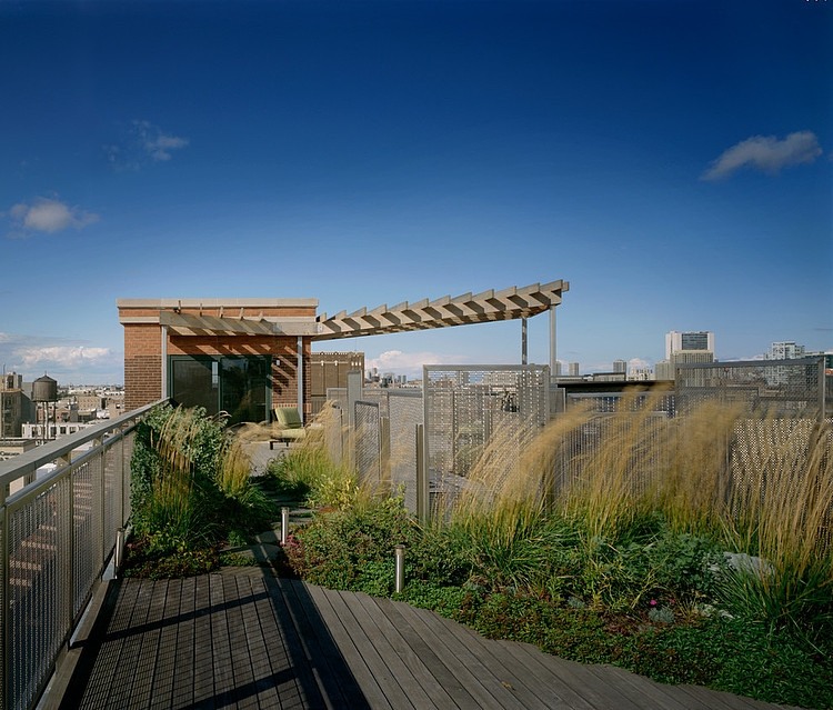 West Loop Aerie by Scrafano Architects