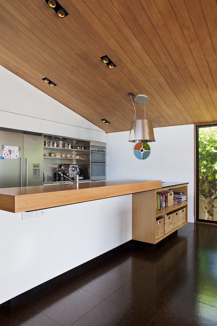 Winsomere Crescent by Dorrington Architects