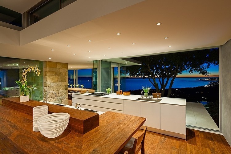 Carpinteria Foothills Residence by Neumann Mendro Andrulaitis