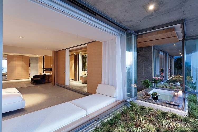 De Wet 34 Residence by SAOTA and OKHA Interiors