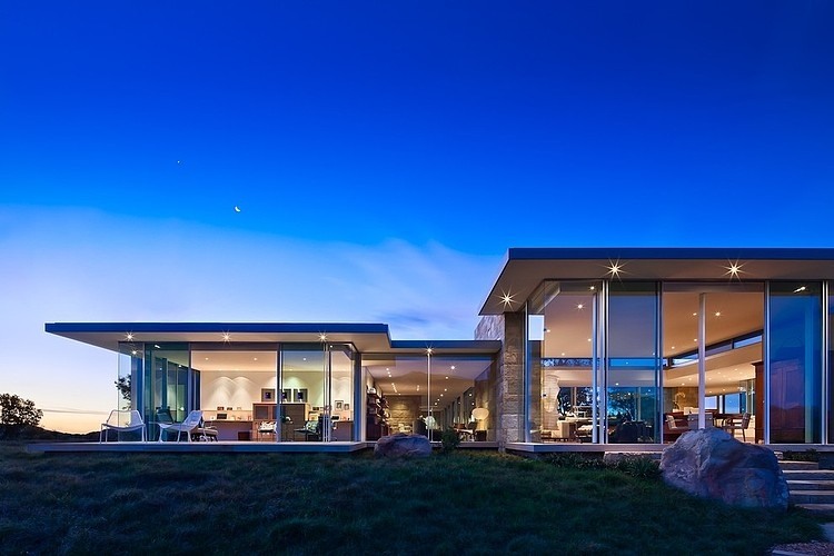 Carpinteria Foothills Residence by Neumann Mendro Andrulaitis