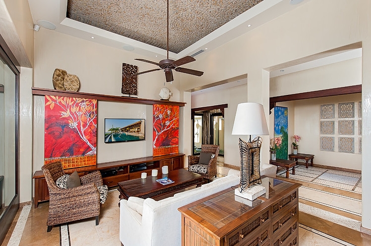 Casa Pipilacha by ABC Real Estate