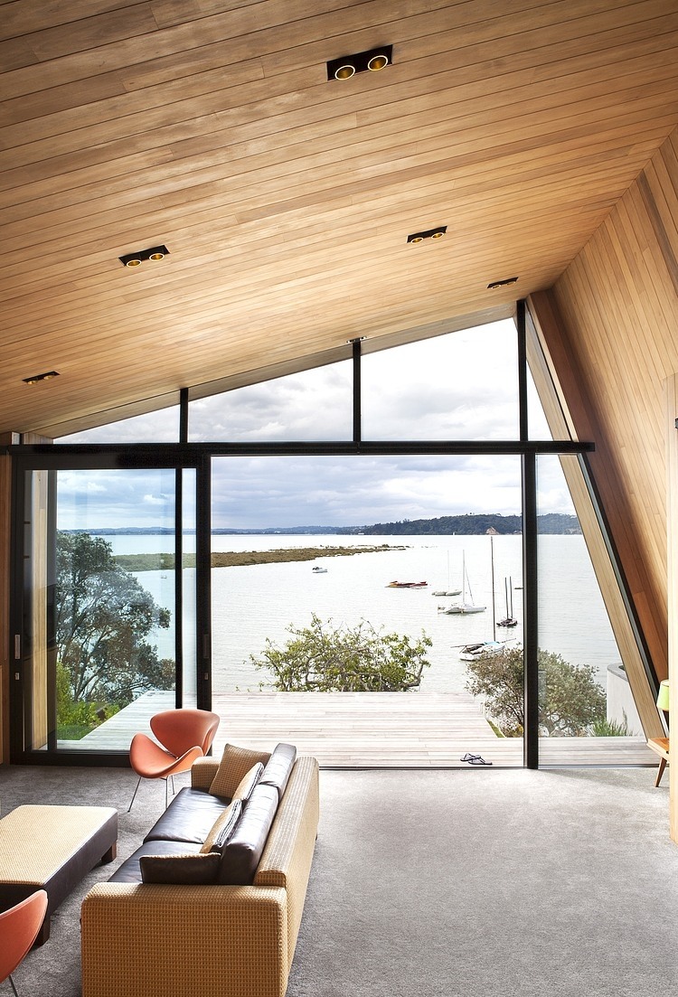 Winsomere Crescent by Dorrington Architects