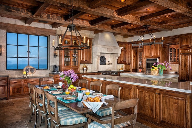 270-Degree View Ocean Villa by Homer Oatman