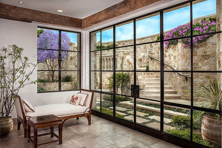 270-Degree View Ocean Villa by Homer Oatman