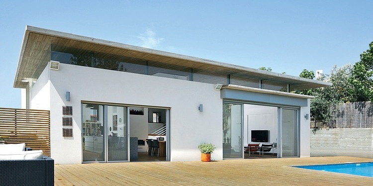 House A by Amitzi Architects