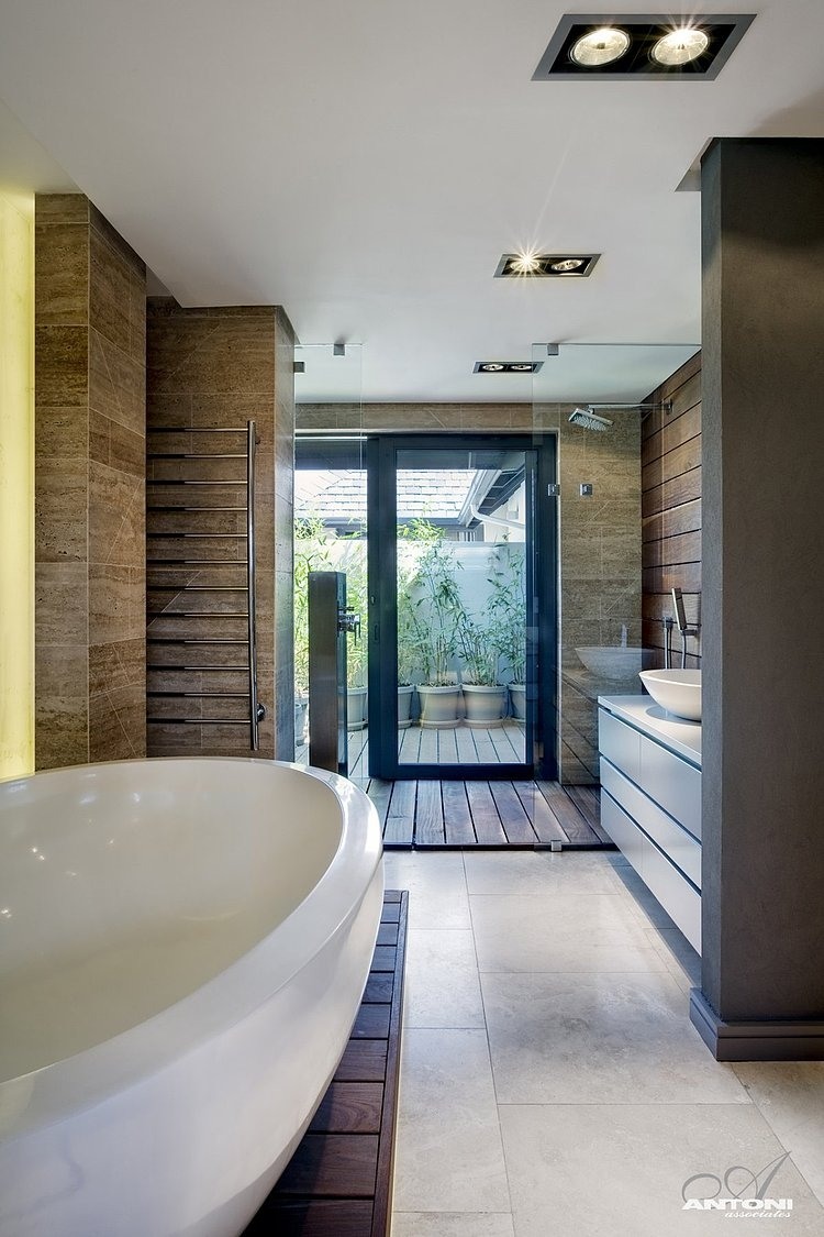 Pearl Valley 276 by Antoni Associates