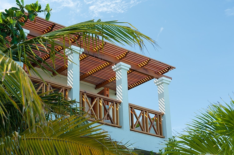 Turks and Caicos Residence by LKID